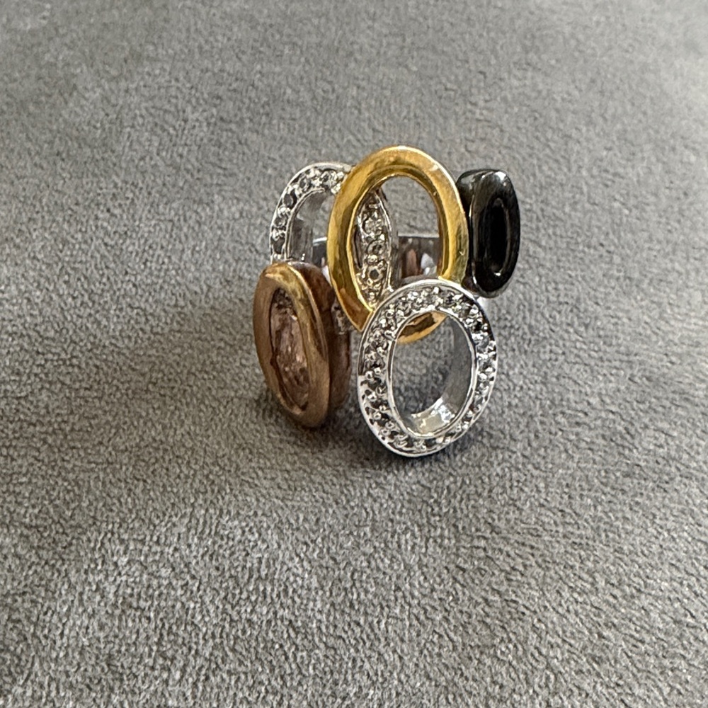 Chic Gold And Silver Ring Set - image 1